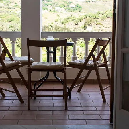 Eleni's Seaview House
