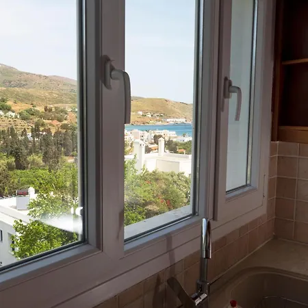 Eleni's Seaview House Apartment *